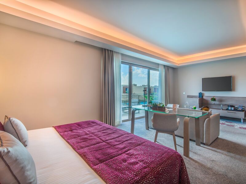 Concorde Luxury Resort Hotel