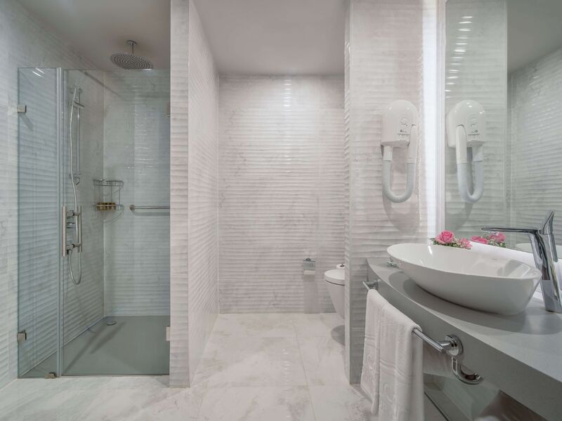 Concorde Luxury Resort Hotel
