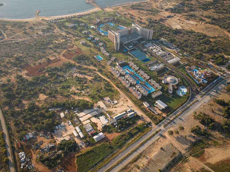 Concorde Luxury Resort Hotel