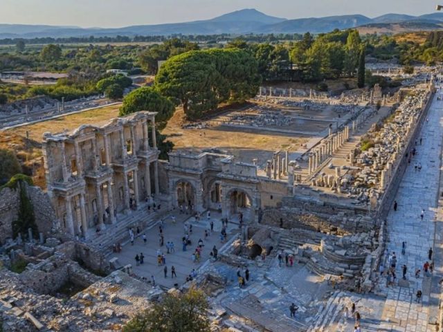 15. Alaçatı Ot Festivali Turu (1 Gece Otel Konaklamalı)