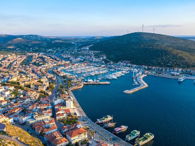 Lavanta Tarlaları Salda Gölü Pamukkale Çeşme Alaçatı Turu (1 Gece Otel Konaklamalı)