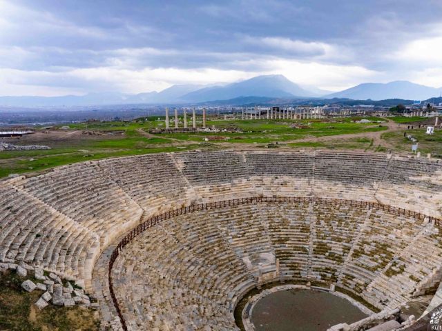 Kuşadası Çeşme Pamukkale Turu 2 Gece Otel Konaklamalı 29 Ekim Özel