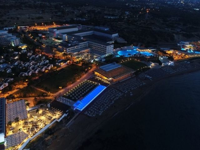 Acapulco Ankara Esenboğa Havalimanı Kalkışlı Tatil Paketi