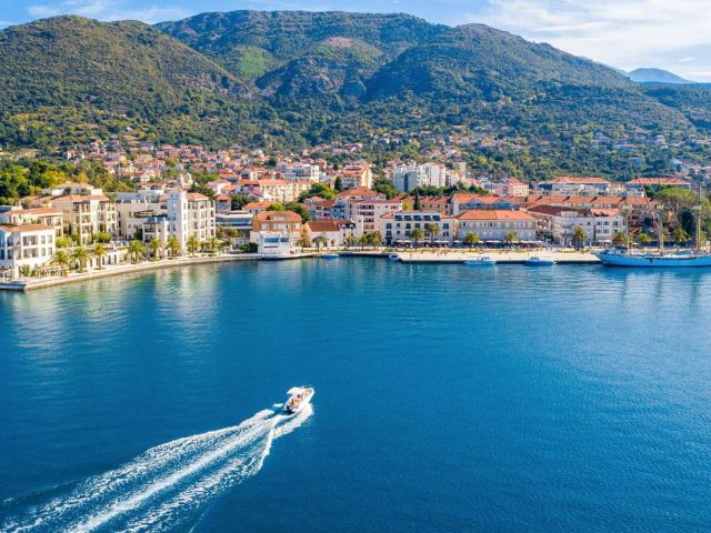 BUDVA RÜYASI TURU TÜRK HAVAYOLARI İLE VİZESİZ 4 Gece 5 Gün