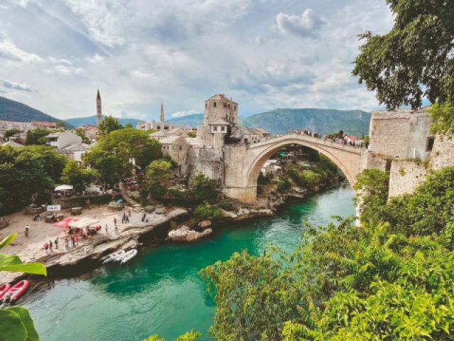 Kosovalı Büyük Balkanlar Turu Thy ile Extra Turlar ve Akşam Yemekleri Dahil 6 Gece OHD-SJJ