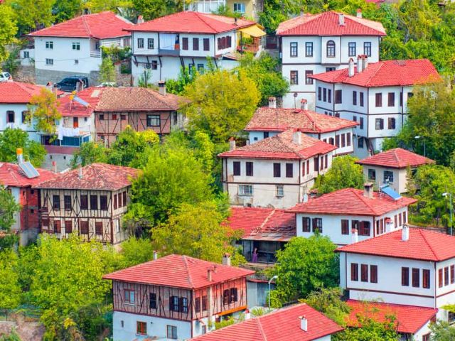 Ramazan Bayramı Özel Batı ve Orta Karadeniz Amasra Safranbolu Kastamonu Sinop Samsun Amasya Turu (2 Gece Otel Konaklamalı)