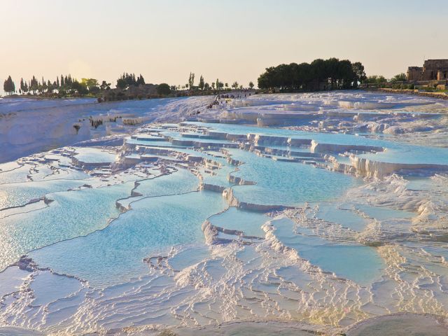 Kurban Bayramı Özel Bozcaada Ayvalık Çeşme Pamukkale Salda Gölü Turu (2 Gece Otel Konaklamalı)
