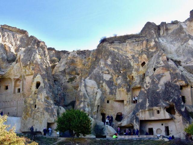 23 Nisan Özel Kapadokya Ihlara Vadisi ve Hacı Bektaş Turu (1 Gece Otel Konaklamalı)