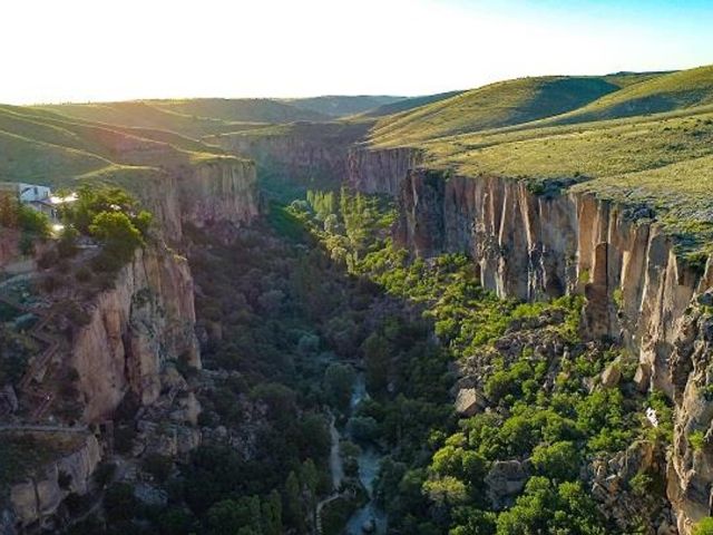 23 Nisan Özel Kapadokya Ihlara Vadisi ve Ürgüp Göreme Turu (2 Gece Otel Konaklamalı)