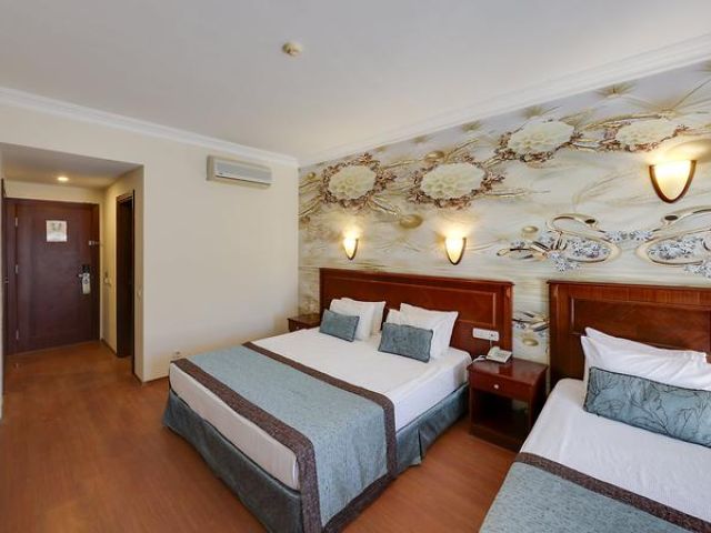 Golden Age Hotel 3 GECE Konaklamalı Bodrum Tatil Paketi