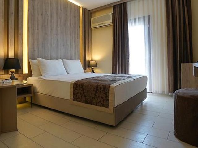 Golden Age Hotel 4 Gece Konaklamalı Bodrum Tatil Paketi