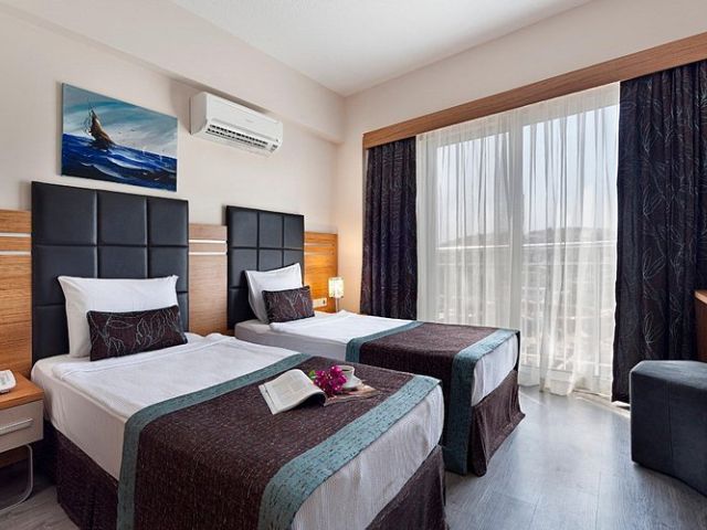 Golden Age Hotel 4 Gece Konaklamalı Bodrum Tatil Paketi