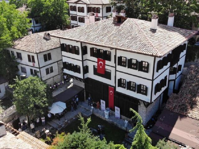 Kurban Bayramı Özel Batı Karadeniz Abant Safranbolu Amasra Turu (1 Gece Konaklamalı)