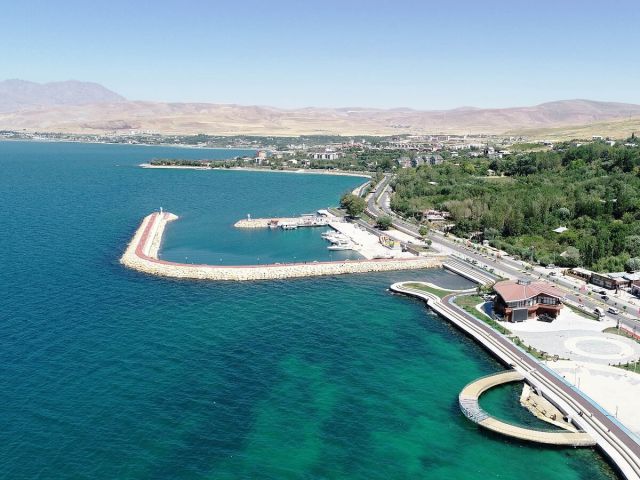 Kurban Bayramı Özel Ayvalık Assos Bozcaada Turu (1 Gece Otel Konaklamalı)