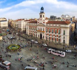 Madrid & Barselona Noel Pazarları Turu AJet Hy. ile Girona Şehir Turu Dahil (ABC- GRO)