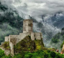 Kurban Bayramı Özel Uçaklı Butik Batum ve Ayder Yaylası Turu (2 Gece Batum Konaklamalı)
