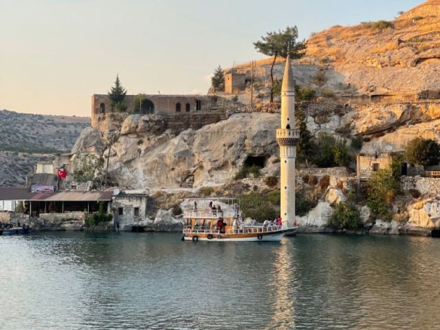 Uçaklı Gaziantep Şanlıurfa Göbeklitepe Turu 2 Gece