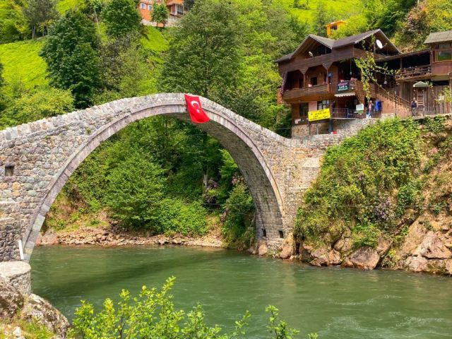 Ramazan Bayramı Özel Uçaklı Karadeniz Yaylaları ve Batum Turu (3 Gece Otel Konaklamalı)