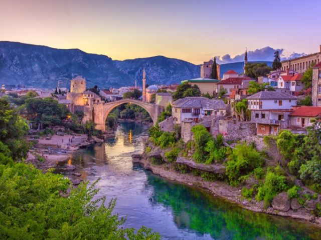 Sevgililer Günü Özel Balkan Rüyası Turu Tüm Çevre Gezileri ve Akşam Yemekleri Dahil THY ile 4* Oteller